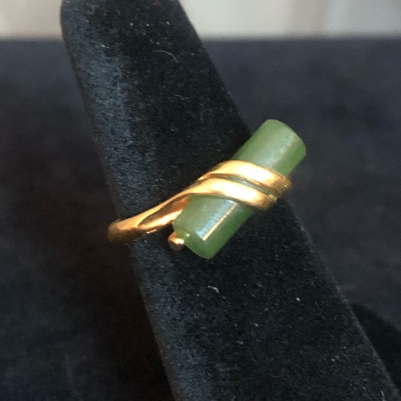 Vintage Jewelry - Vintage Jade wrapped in a Golden Metal Ring